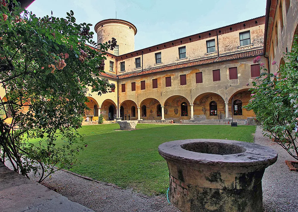 Stadtisches Museum - Umfeld Galleria 45