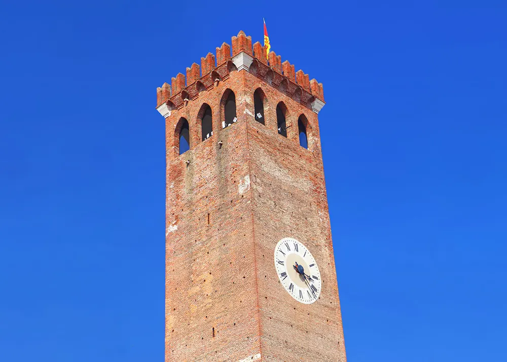 Stadtturm - Umfeld Galleria 45